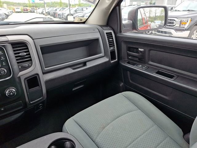 Used 2016 RAM 1500 Express AWD/4WD image 16