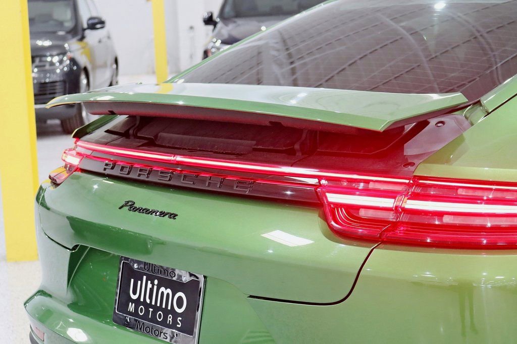 Used 2020 Porsche Panamera 4 image 11