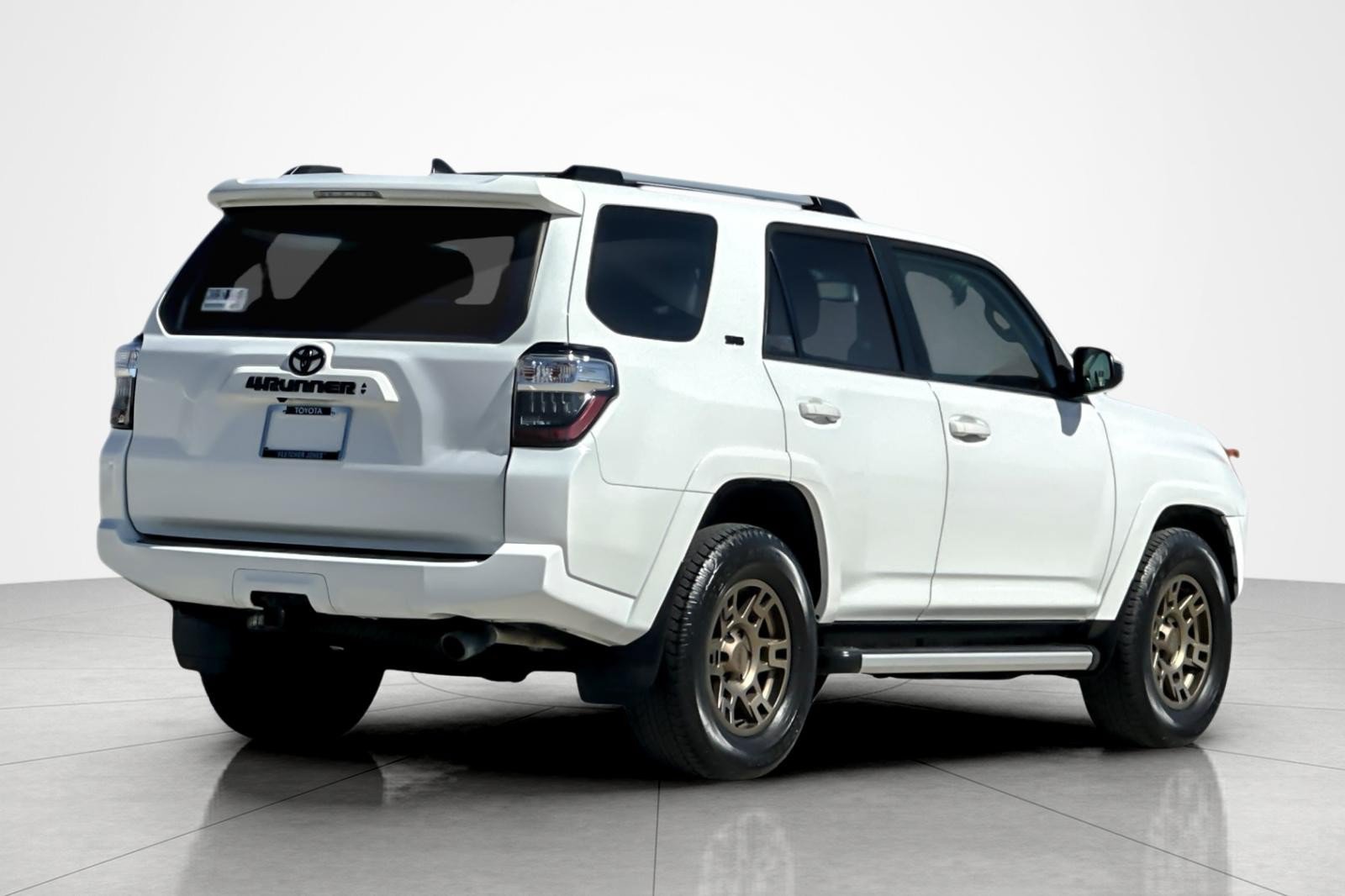 Certified 2023 Toyota 4Runner SR5 w/ Revi RWD image 5
