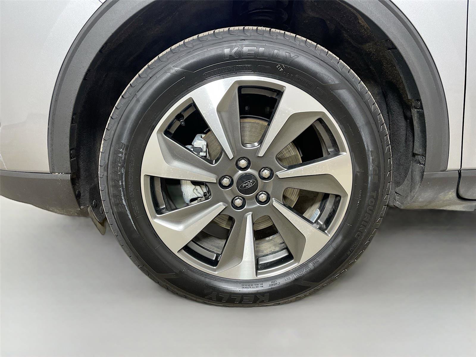 Used 2024 Ford Escape Platinum image 29