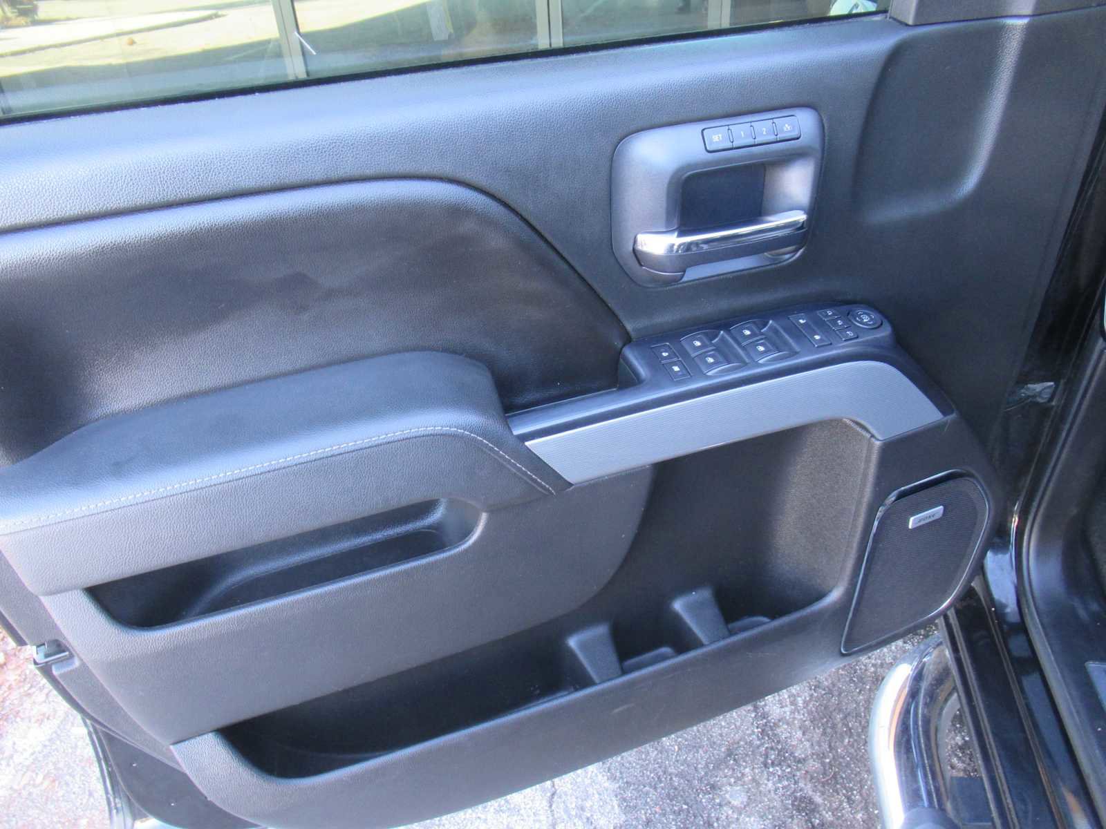 Used 2016 Chevrolet Silverado 1500 LTZ Z71 w/ LTZ Plus Package image 17