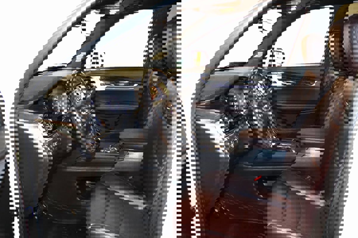 Used 2022 Cadillac XT6 Premium Luxury w/ Technology Package image 30