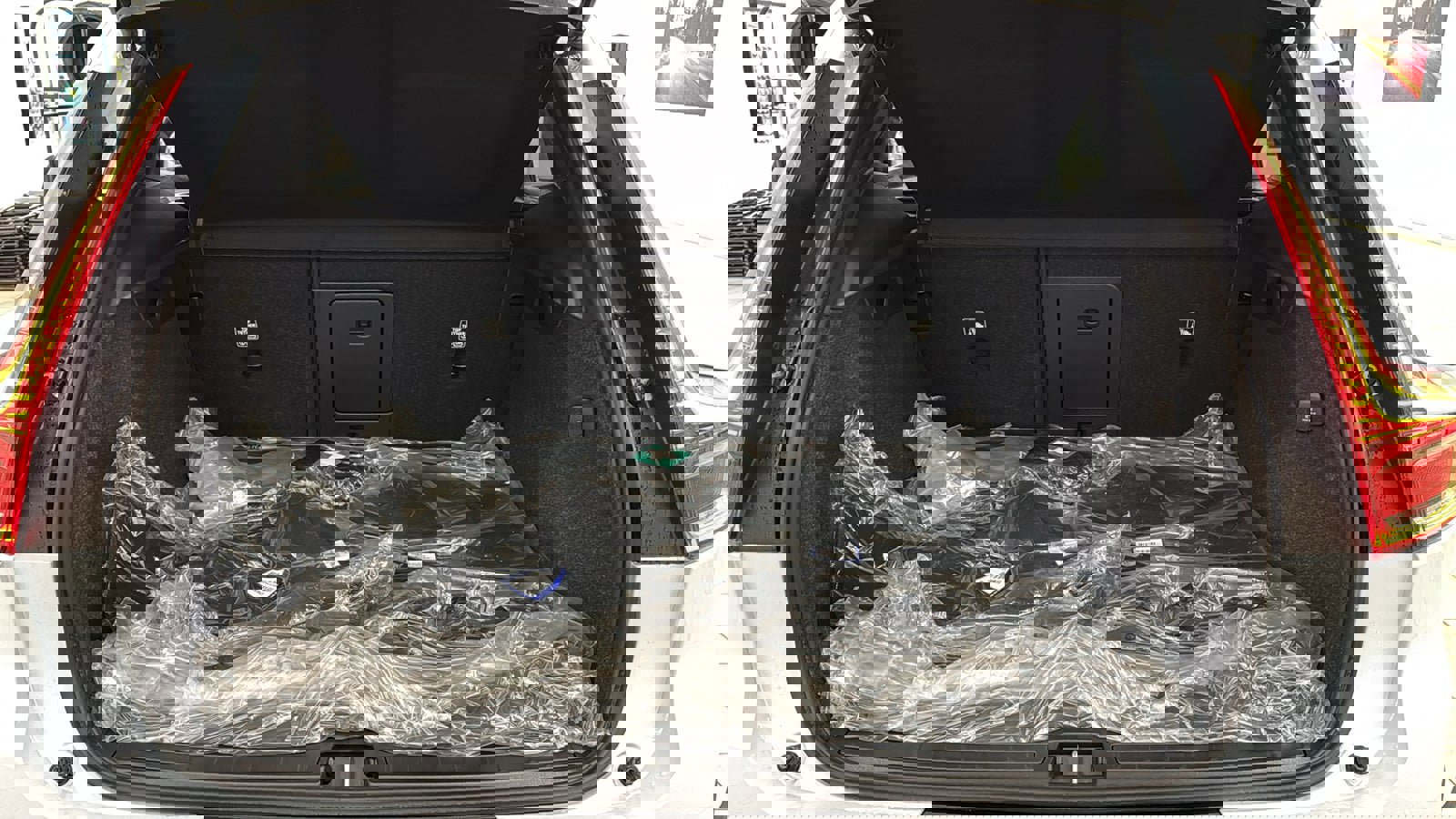 Used 2026 Volvo XC40 B5 Plus w/ Protection Package Premier image 29