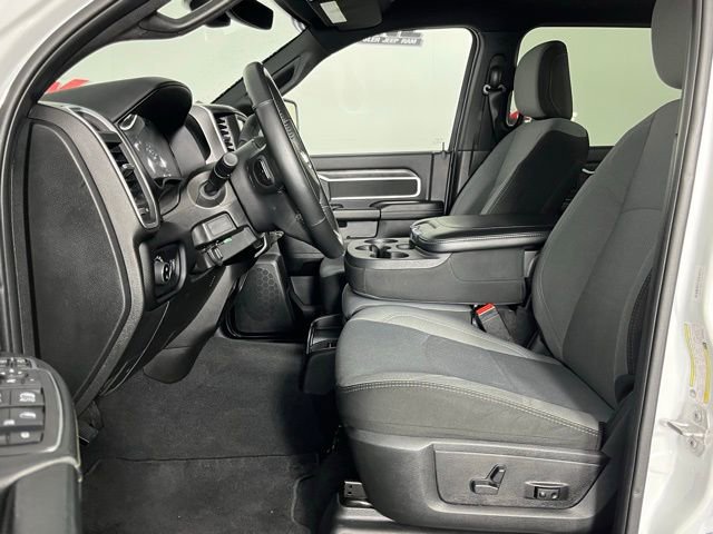 Used 2024 RAM 3500 Big Horn image 24