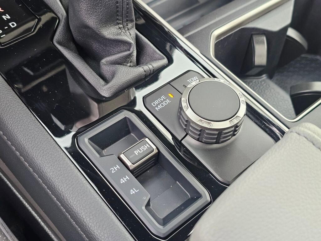 Used 2025 Toyota Tundra Limited image 37