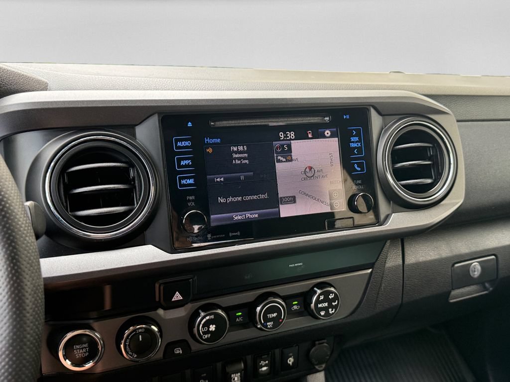 Used 2019 Toyota Tacoma TRD Off-Road w/ Technology Package AWD/4WD image 14