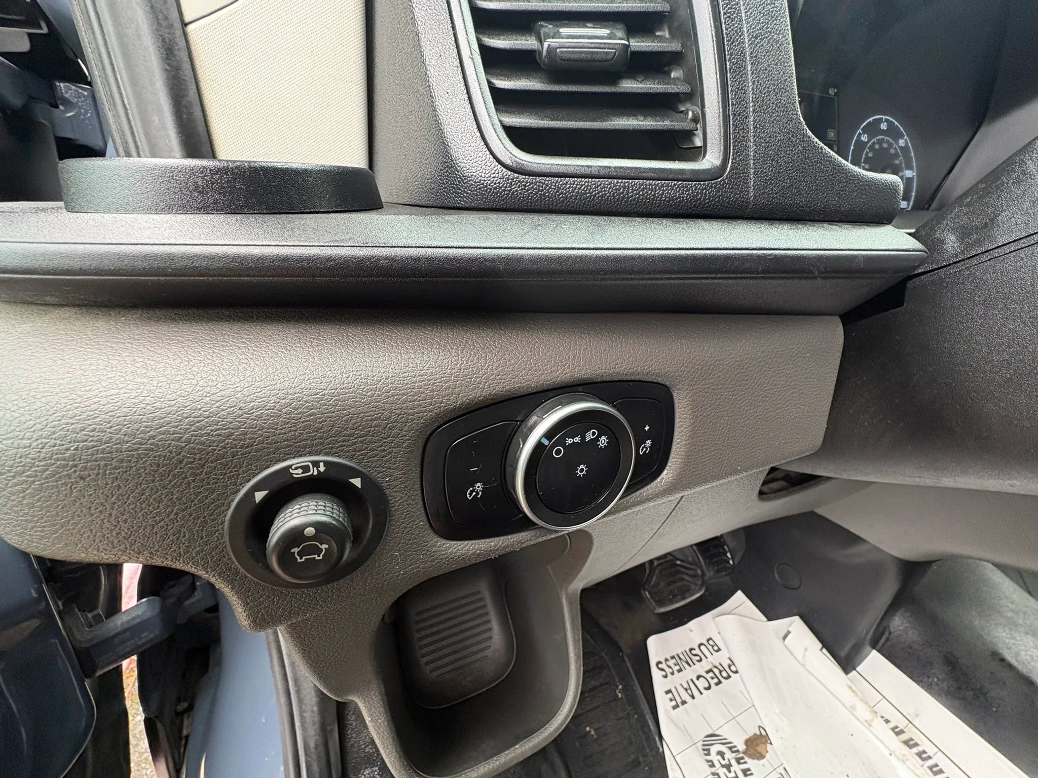 Used 2020 Ford Transit 250 148 High Roof Extended image 13