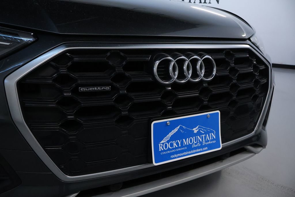 Used 2022 Audi Q5 2.0T Premium w/ Convenience Package AWD/4WD image 8