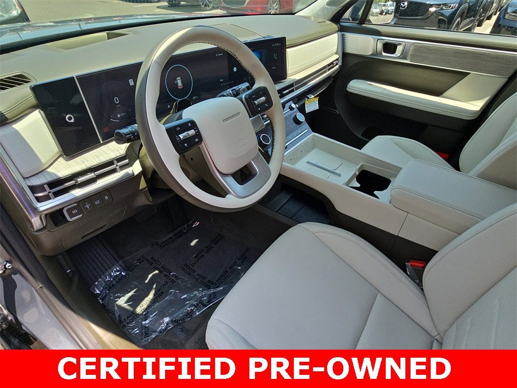 Used 2025 Hyundai Santa Fe Calligraphy image 18