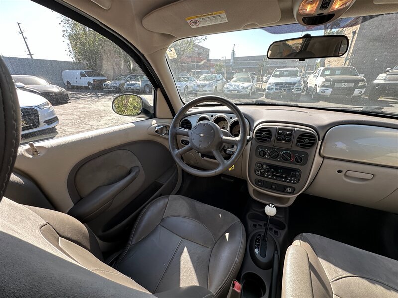Used 2004 Chrysler PT Cruiser Limited FWD image 14