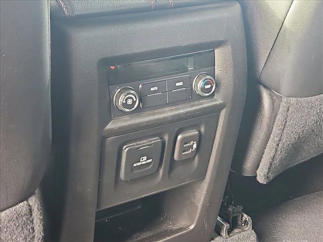 Used 2023 Chevrolet Traverse RS image 14