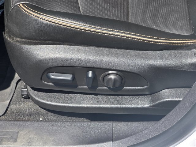 Used 2024 GMC Terrain AT4 w/ Infotainment Package II AWD/4WD image 12