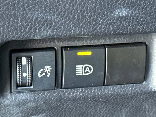 Used 2024 Toyota RAV4 LE image 22