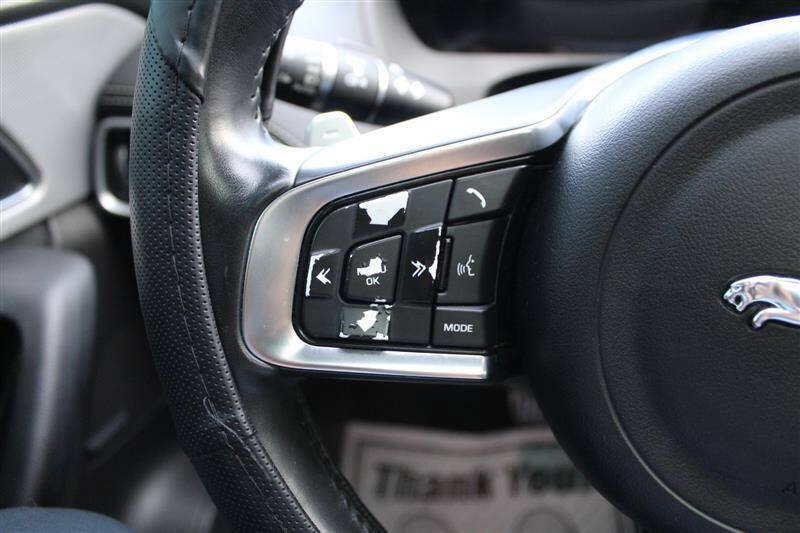 Used 2018 Jaguar F-PACE S AWD/4WD image 16
