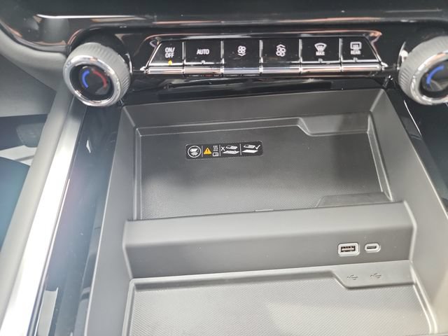 New 2026 Chevrolet Tahoe Premier AWD/4WD image 36