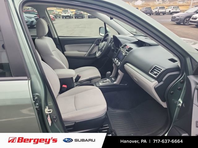 Used 2018 Subaru Forester 2.5i Premium w/ All-Weather Package image 17