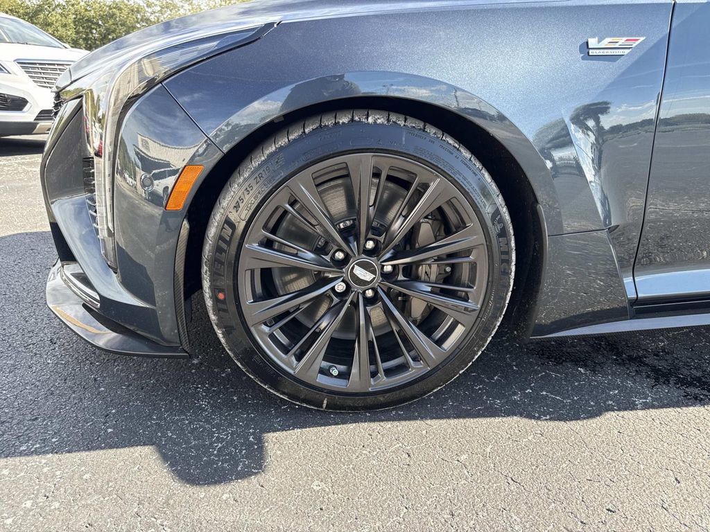 New 2026 Cadillac CT5 V Blackwing w/ Carbon Fiber 2 Package image 10