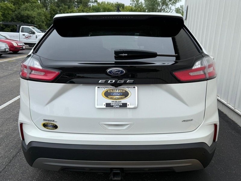 Certified 2022 Ford Edge SEL w/ Convenience Package image 4