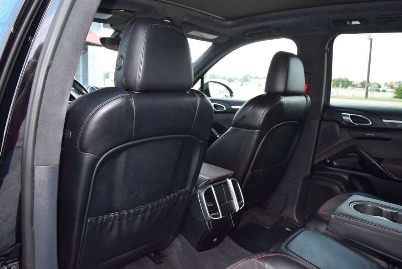 Used 2017 Porsche Cayenne GTS AWD/4WD image 60