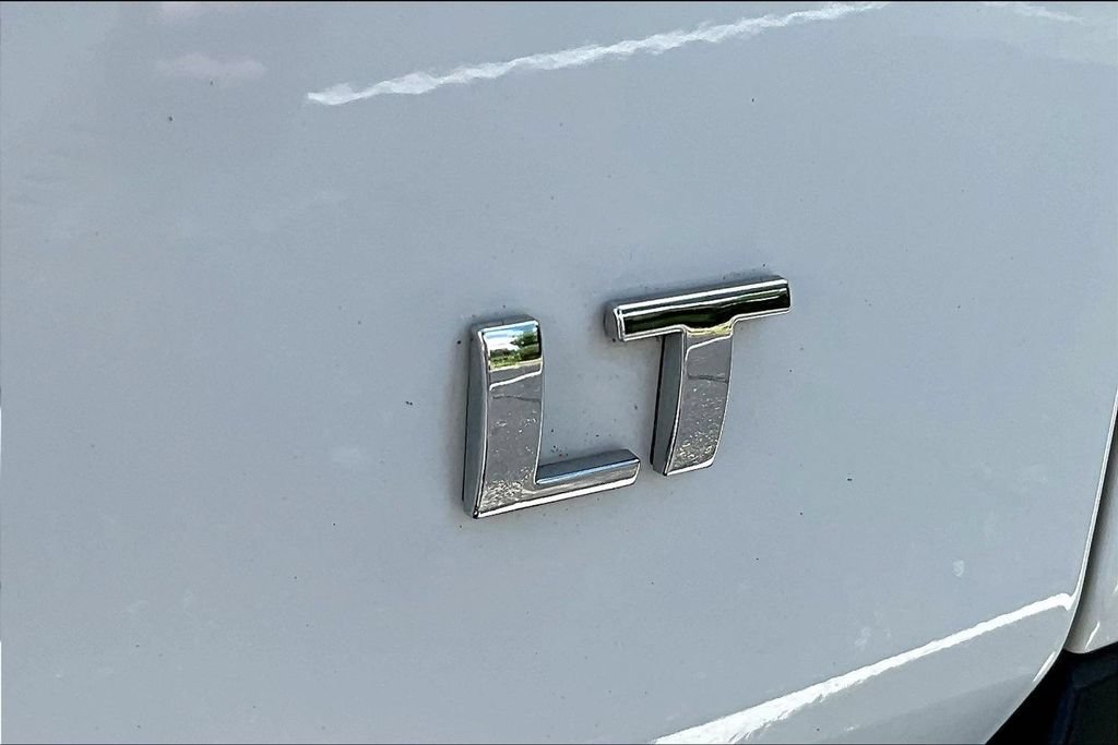 Used 2023 Chevrolet Traverse LT AWD/4WD image 25