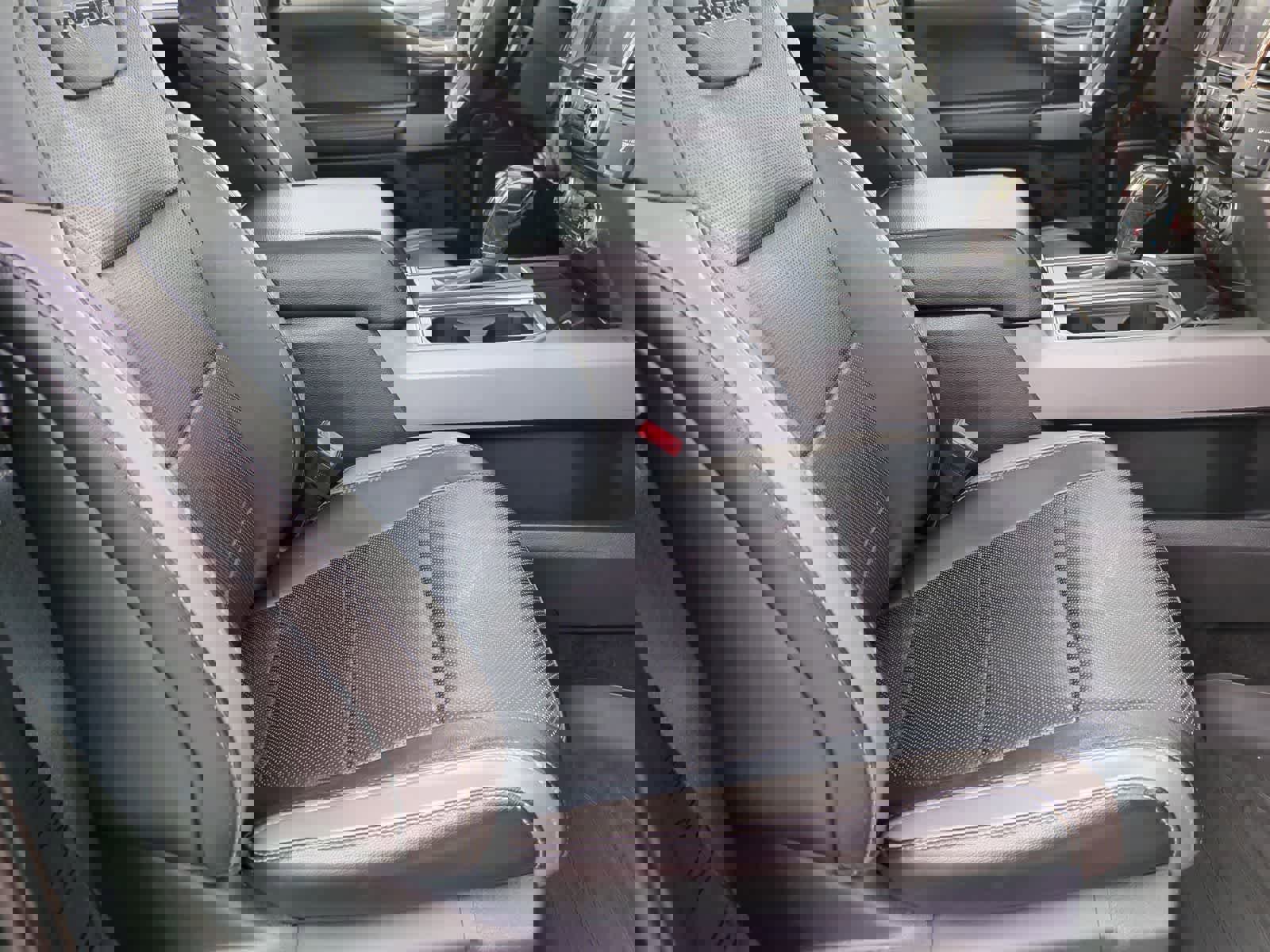 Used 2018 Ford F150 Raptor w/ Equipment Group 802A Luxury image 23