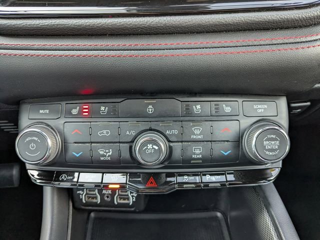 Used 2024 Dodge Durango GT image 5