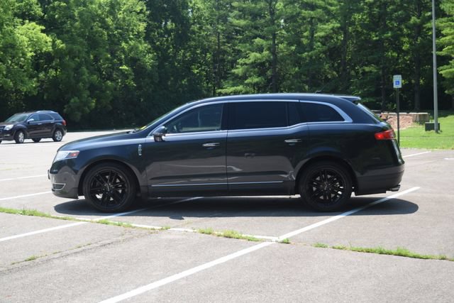 Used 2014 Lincoln MKT AWD w/ Equipment Group 201A image 25