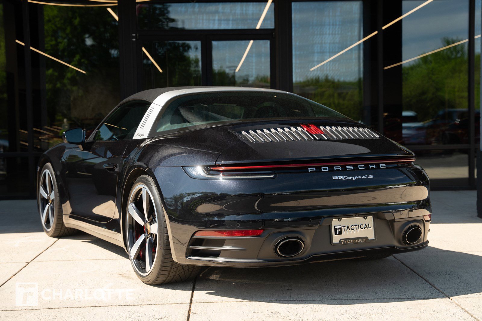 Used 2021 Porsche 911 Targa 4S AWD/4WD image 11