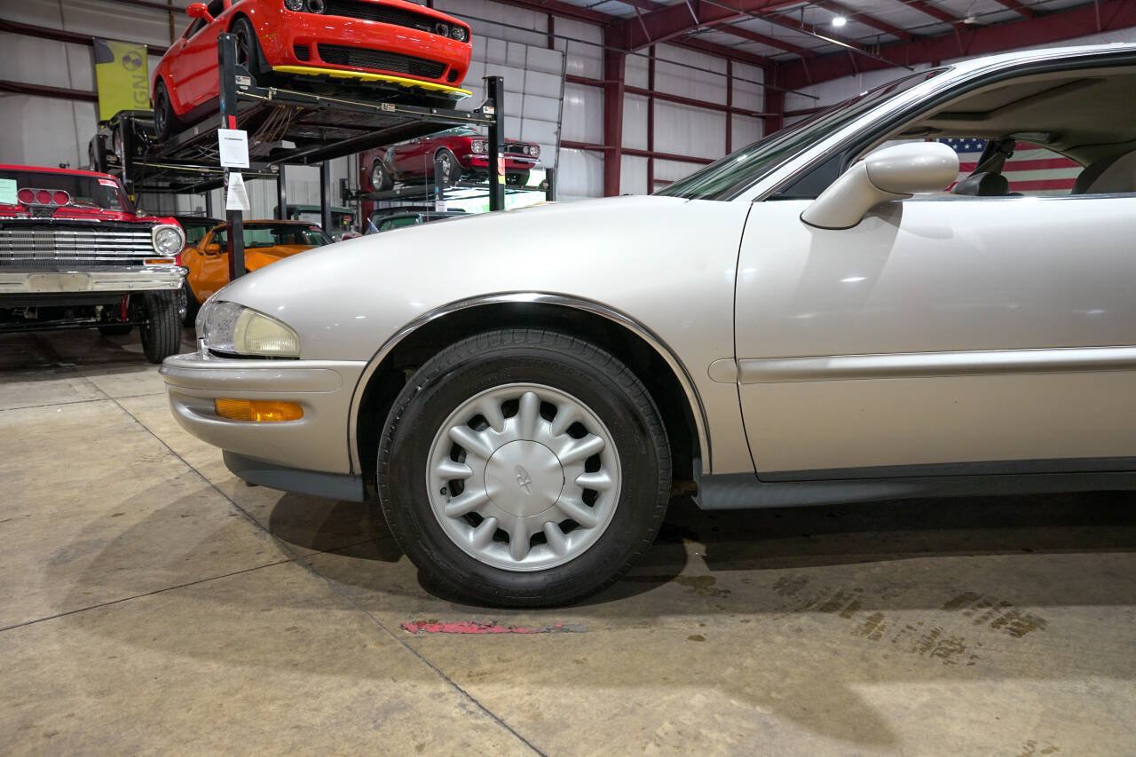 Used 1996 Buick Riviera Supercharged Coupe FWD image 3