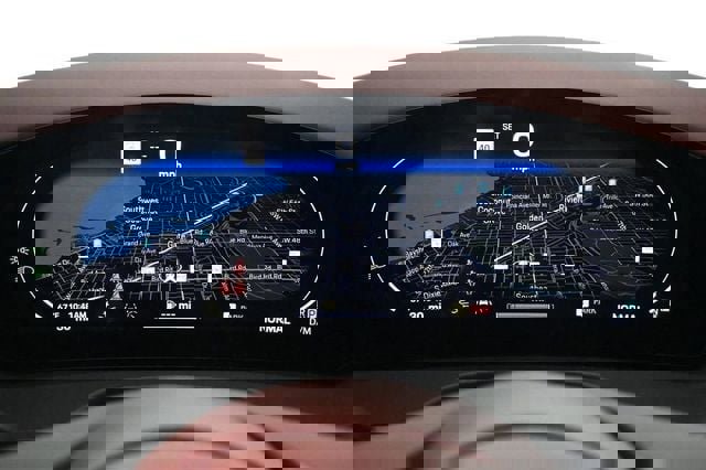 Certified 2024 Porsche Panamera 4 image 14