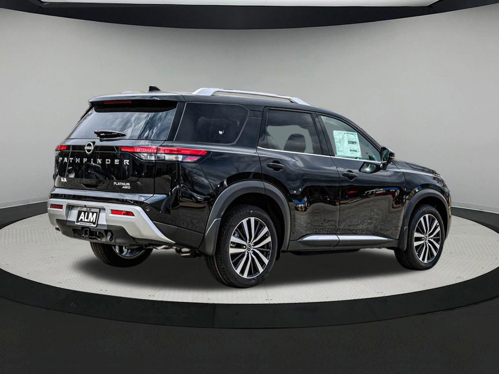 New 2025 Nissan Pathfinder Platinum w/ Cargo Package image 5