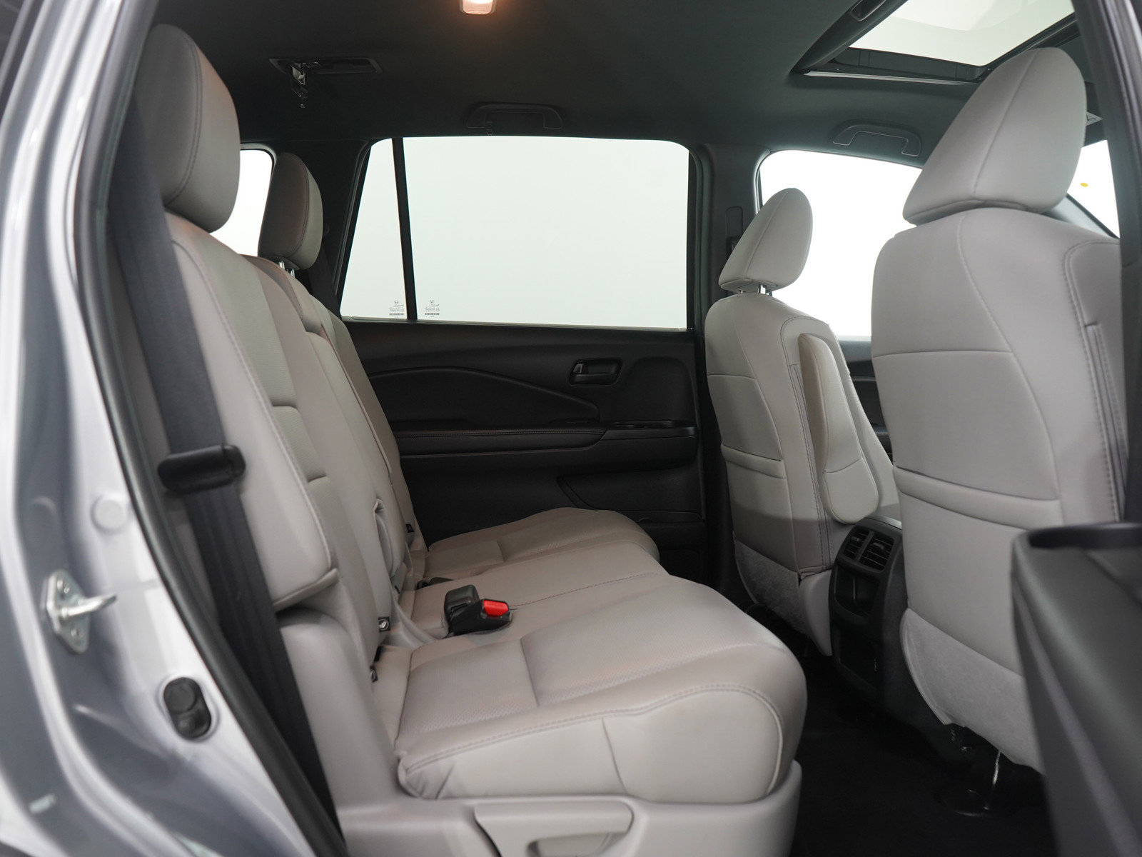 Used 2022 Honda Passport EX-L image 12