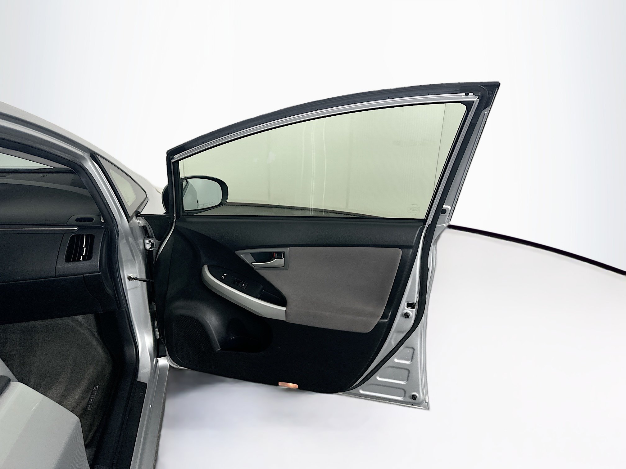 Used 2013 Toyota Prius Two FWD image 28