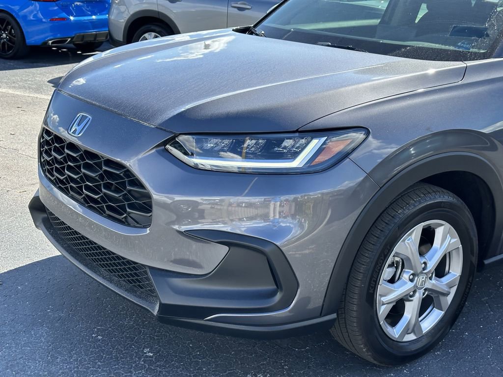 Used 2025 Honda HR-V LX image 8