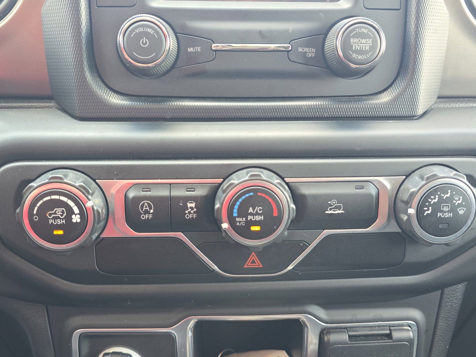 Used 2021 Jeep Wrangler Sport AWD/4WD image 17