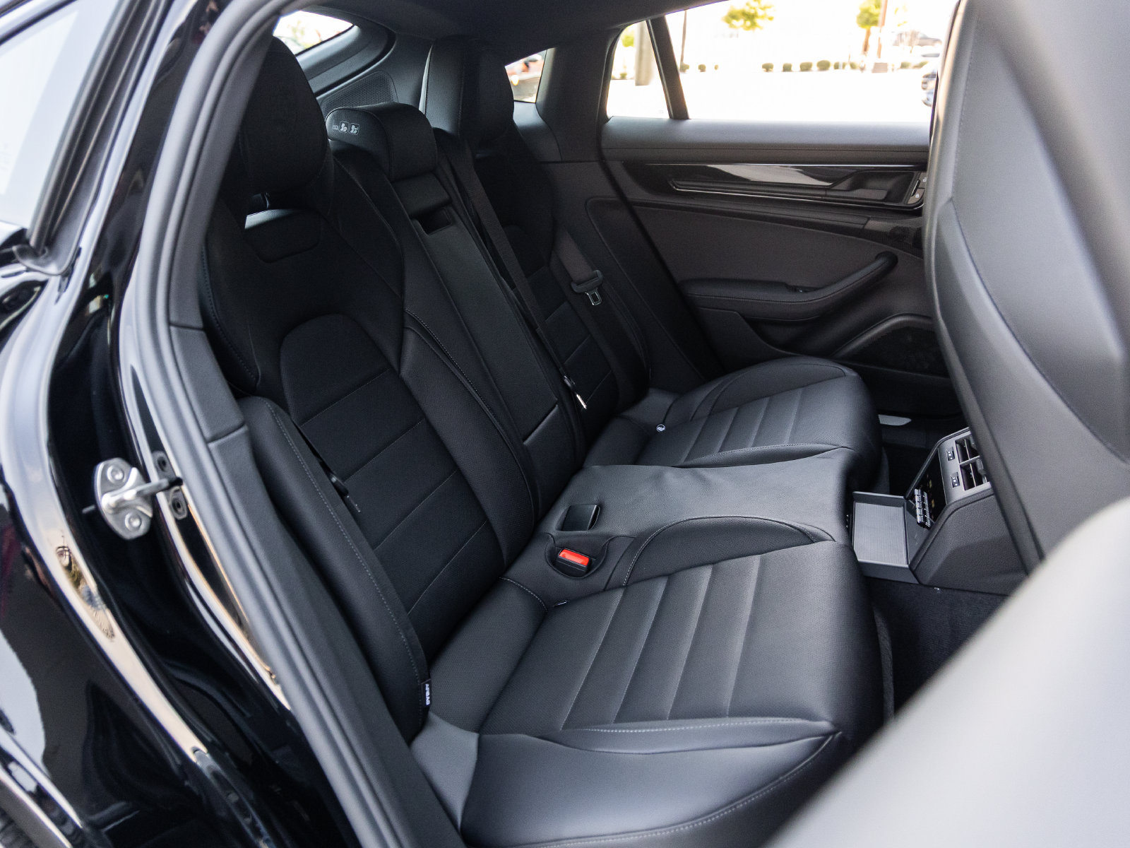 Certified 2026 Porsche Panamera 4 AWD/4WD image 38