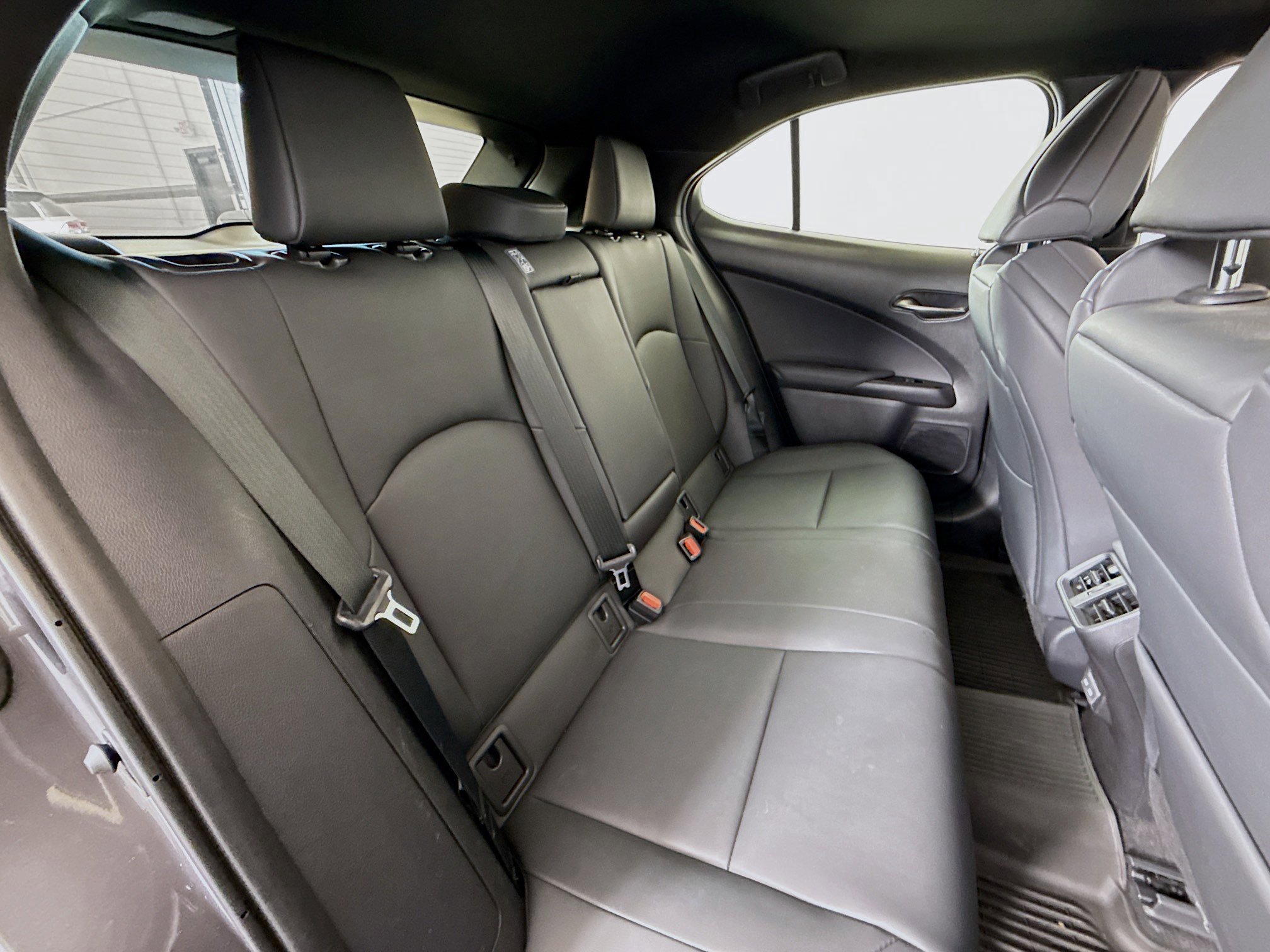 Used 2023 Lexus UX 250h F Sport image 26