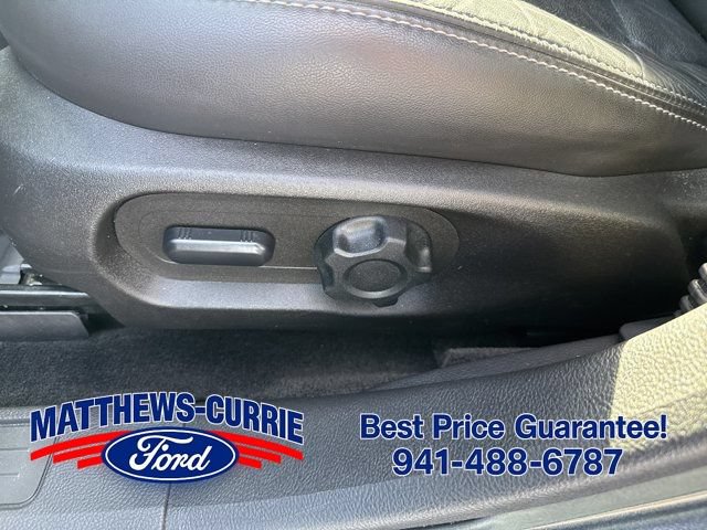 Used 2015 Ford Taurus SEL w/ Equipment Group 201A FWD image 10