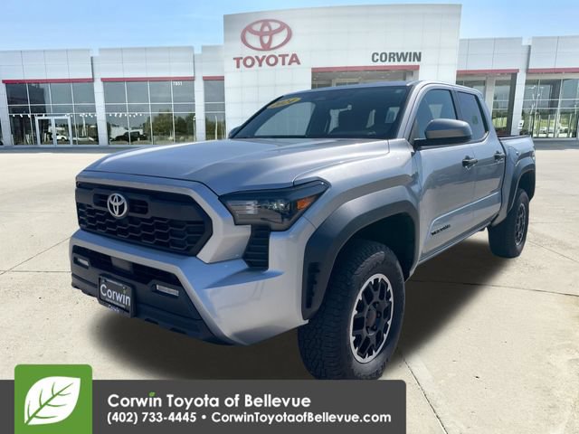 Used 2024 Toyota Tacoma TRD Off-Road AWD/4WD image 7