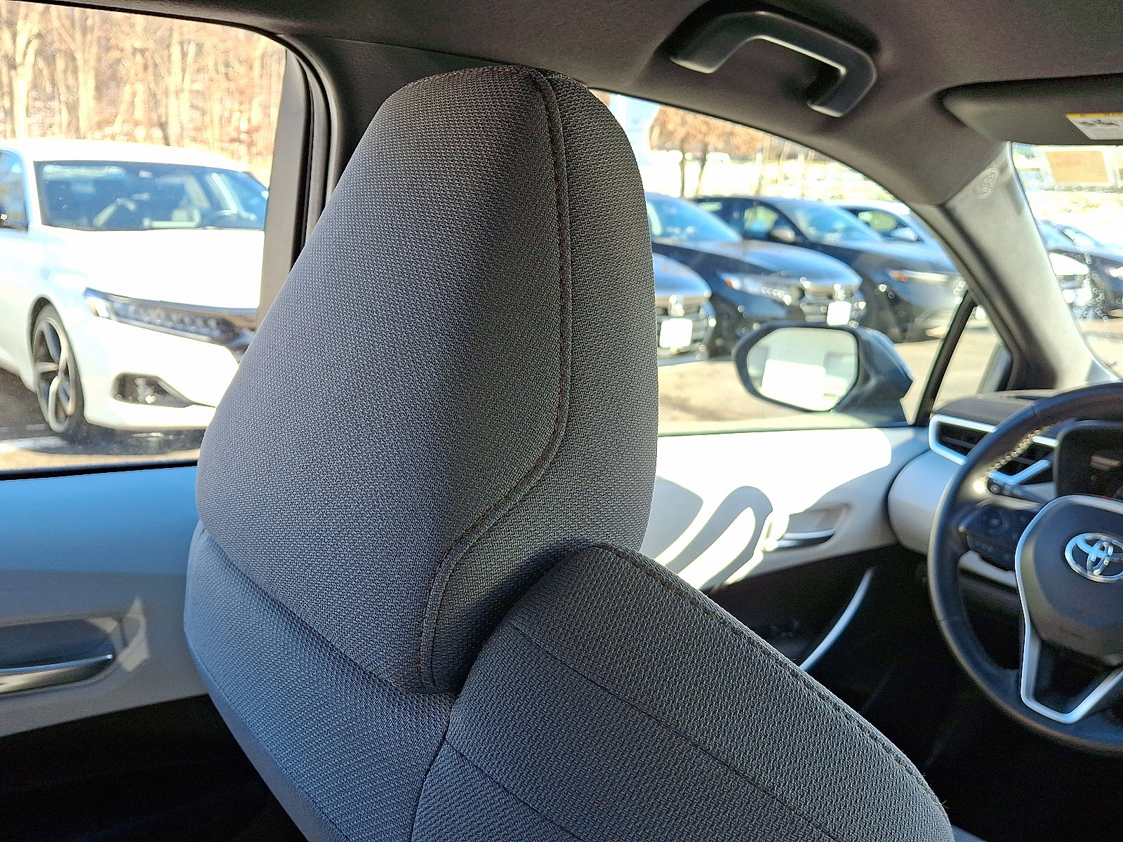 Used 2022 Toyota Corolla SE image 13