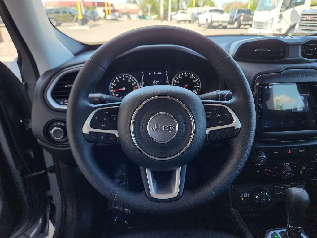 Used 2020 Jeep Renegade Sport w/ Sport Appearance Group AWD/4WD image 16