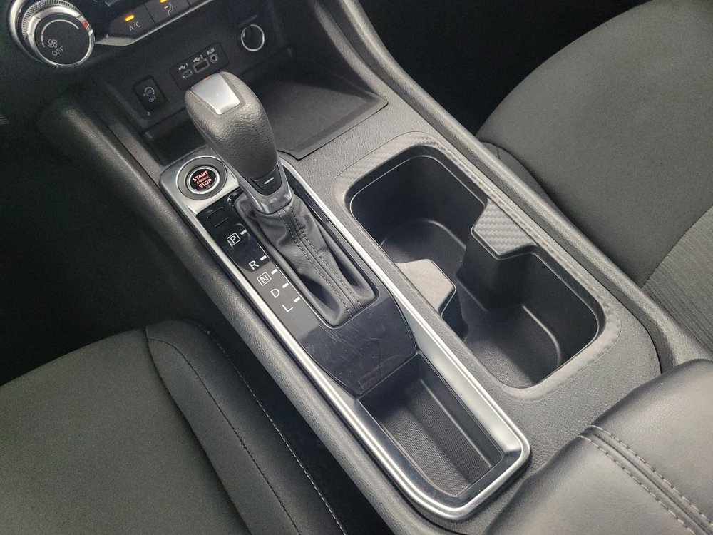 Used 2025 Nissan Sentra SV FWD image 26
