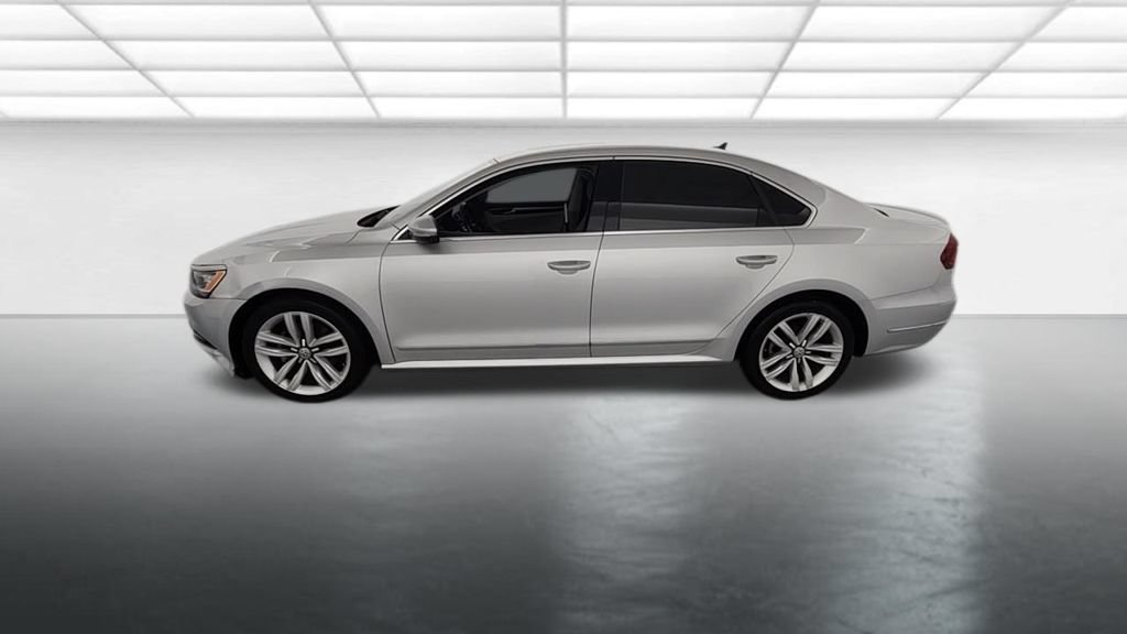 Used 2017 Volkswagen Passat 1.8T SE FWD image 3