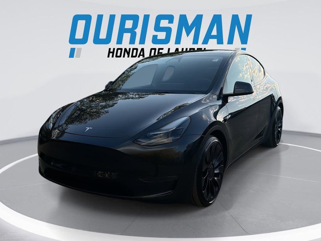 Used 2025 Tesla Model Y Performance AWD/4WD image 1