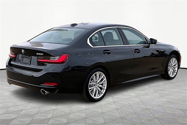 Used 2024 BMW 330i xDrive Sedan image 2