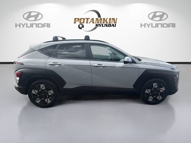 Certified 2025 Hyundai Kona SEL FWD image 4