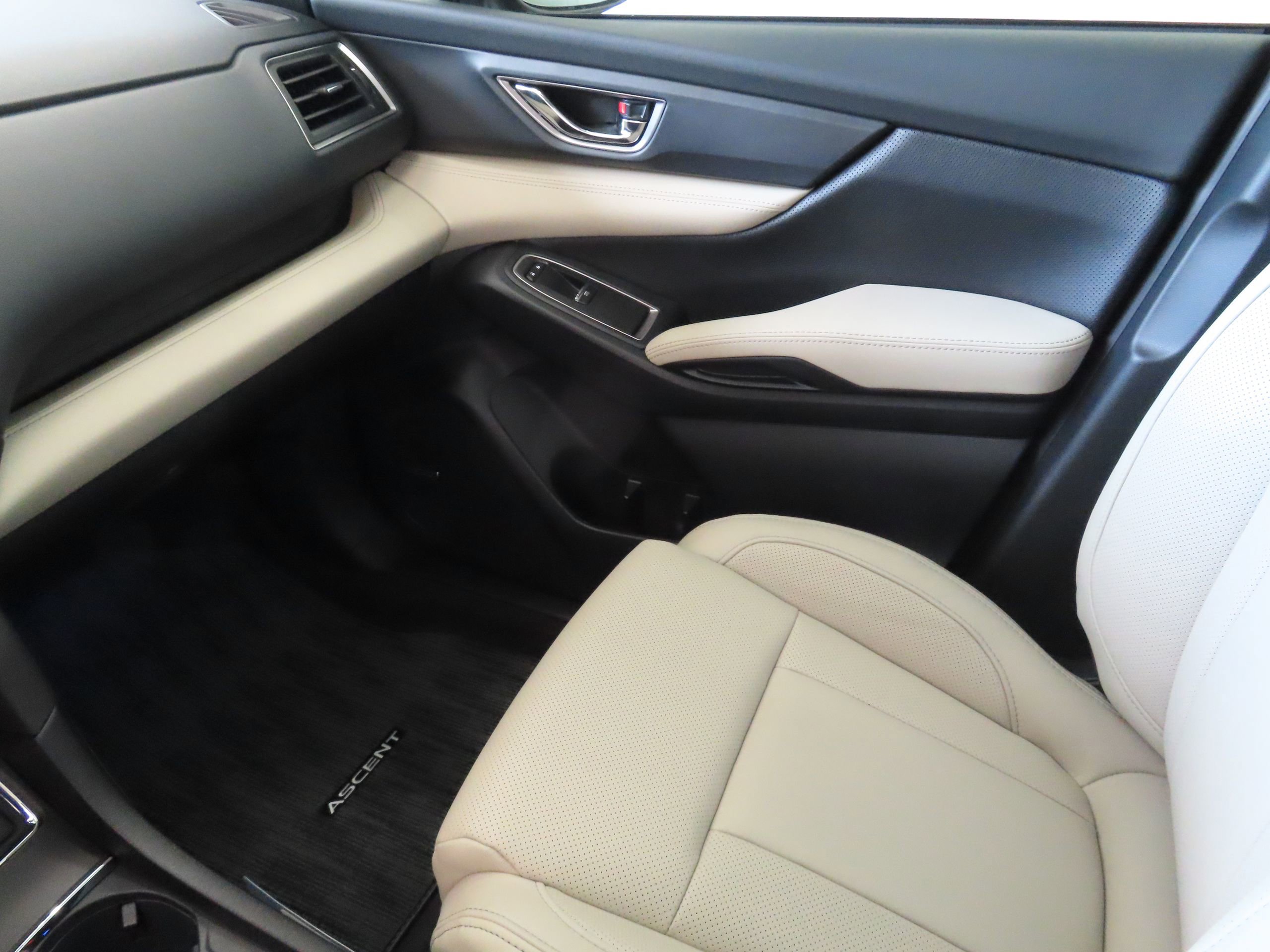 New 2026 Subaru Ascent Limited image 21