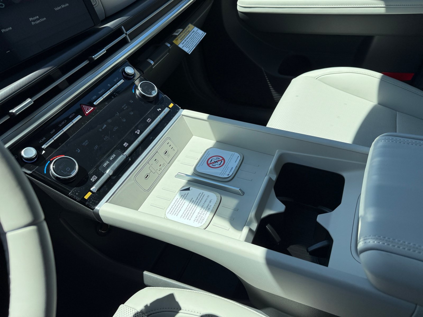 New 2026 Hyundai Santa Fe SEL AWD/4WD image 13