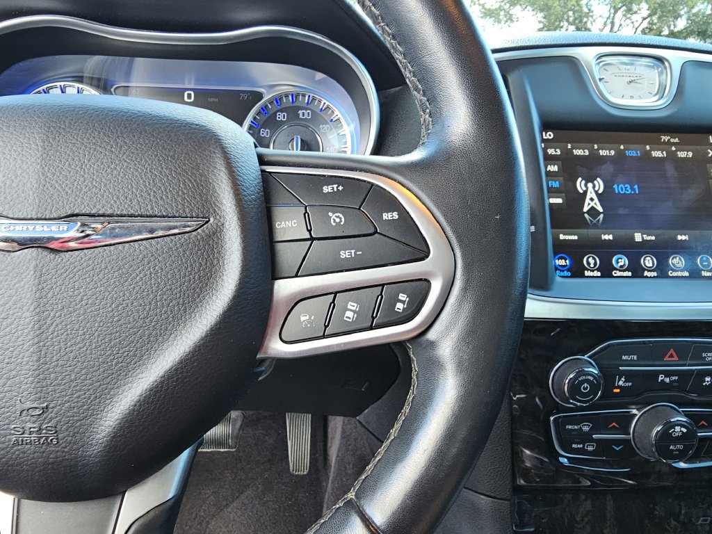 Used 2018 Chrysler 300 Limited w/ Safetytec Plus Group RWD image 26