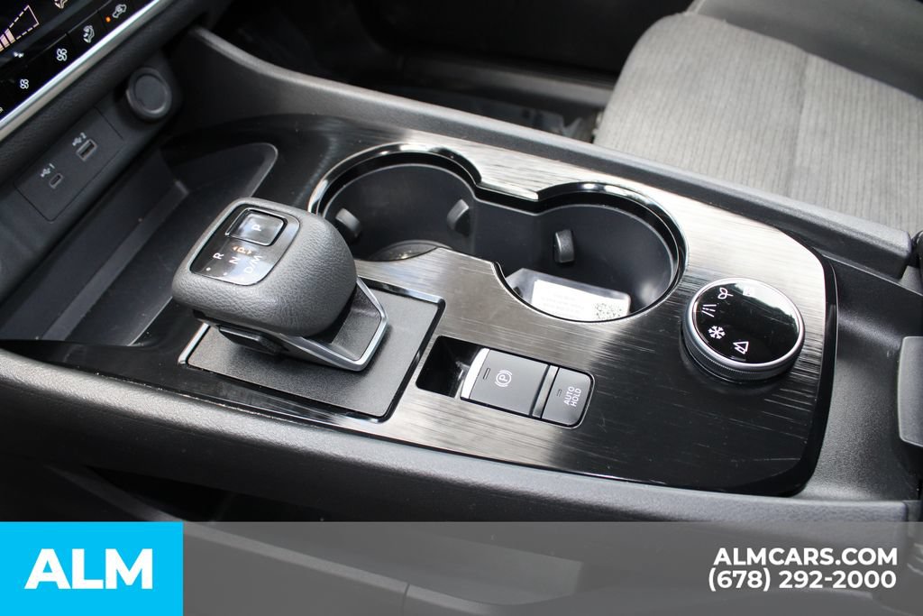 Used 2023 Nissan Rogue SV AWD/4WD image 29